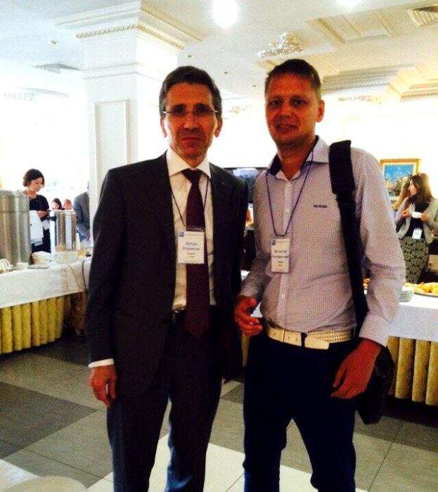 Фото с Артур Оганесян Вице-президент комитета по образованию FIABCI 